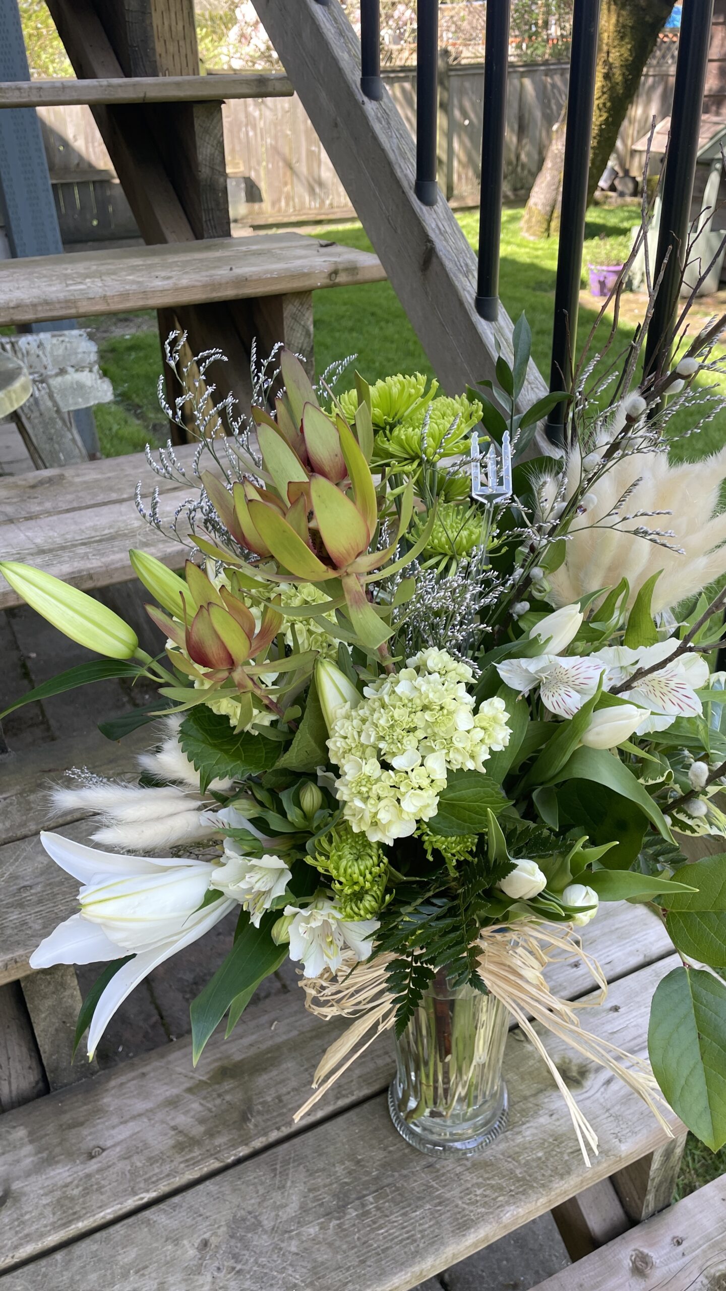 A textured natural woodsy comforting floral expression